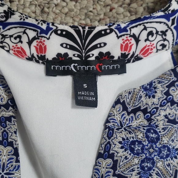 Flowy tank - Picture 2 of 2